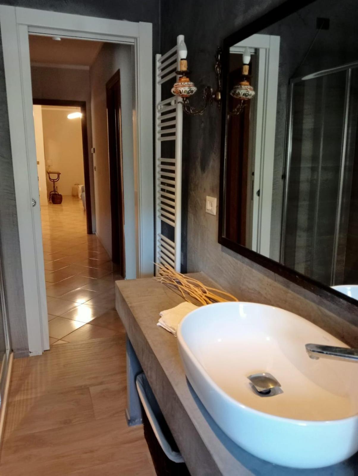 Bed And Breakfast Nikari Foligno Buitenkant foto